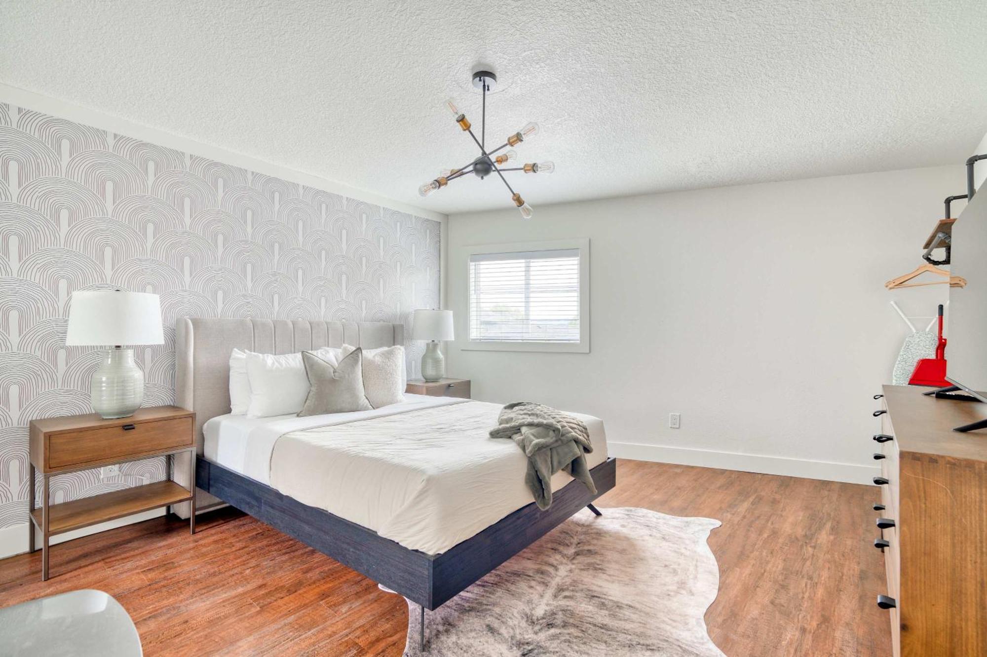 Apartment Collection - Super In Brooklyn *